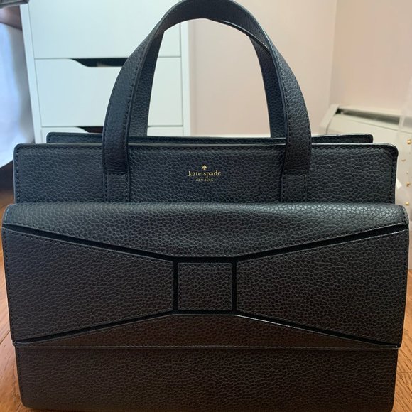 kate spade Handbags - Kate Spade Chantal Bridge Place Black Bow Bag
